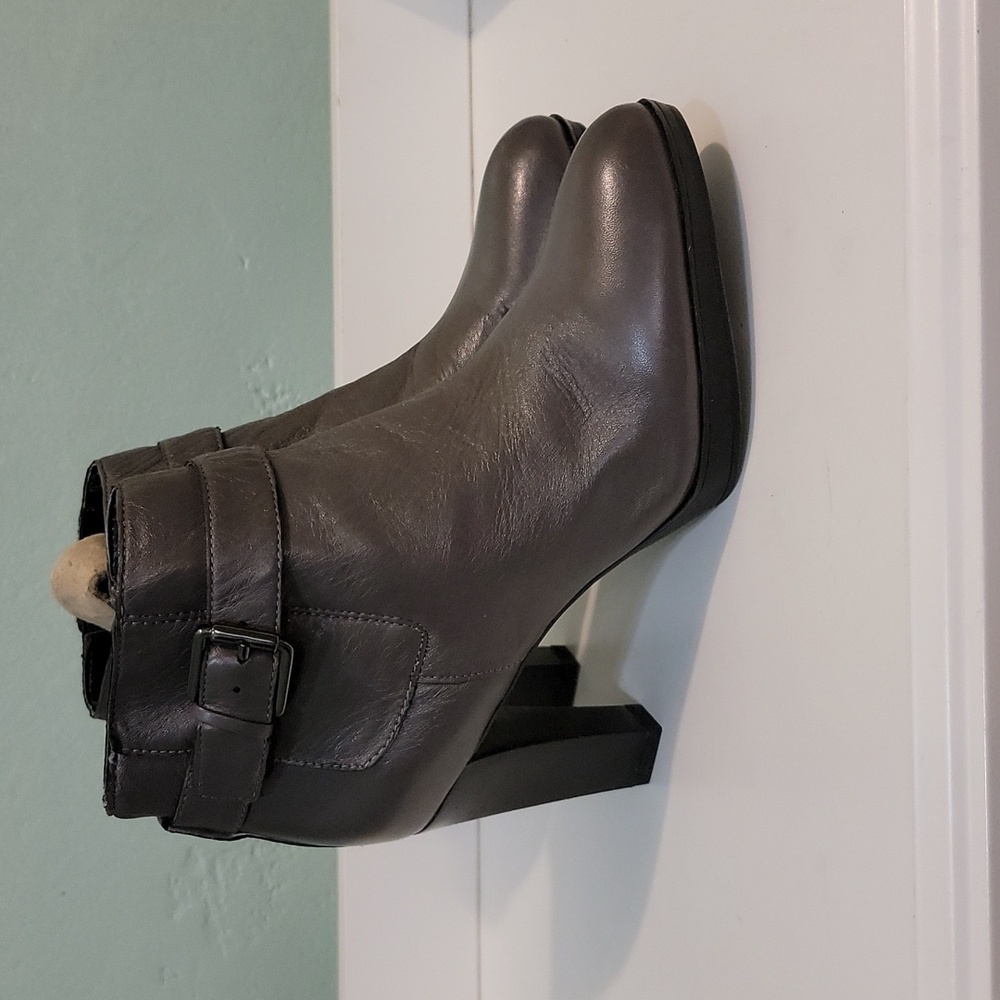 Franco Sarto Gray Idrina  Leather Zip  Ankle Booties Size 6